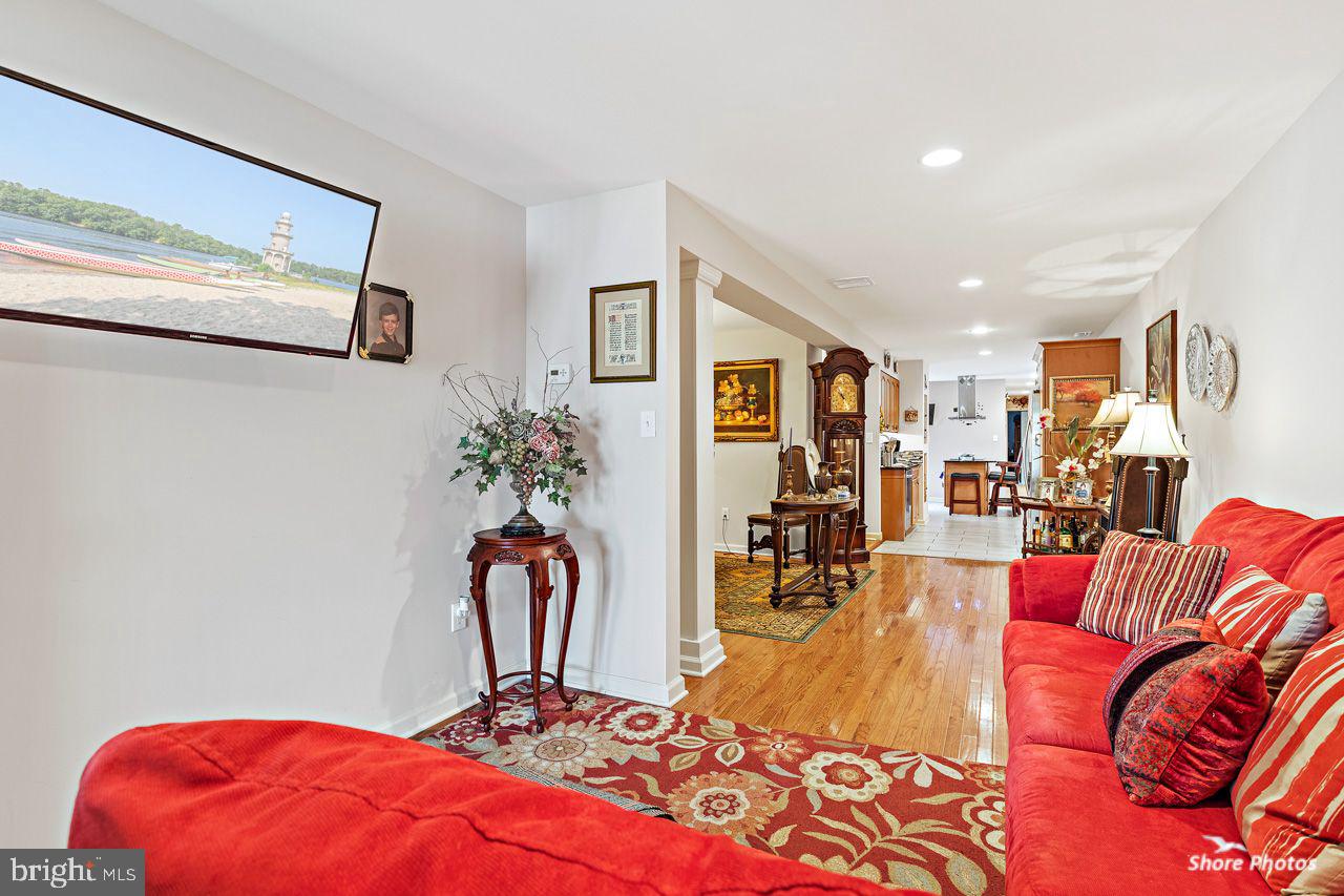 209 Bridgeboro Street Riverside, NJ 08075 - Photo 14 of 52