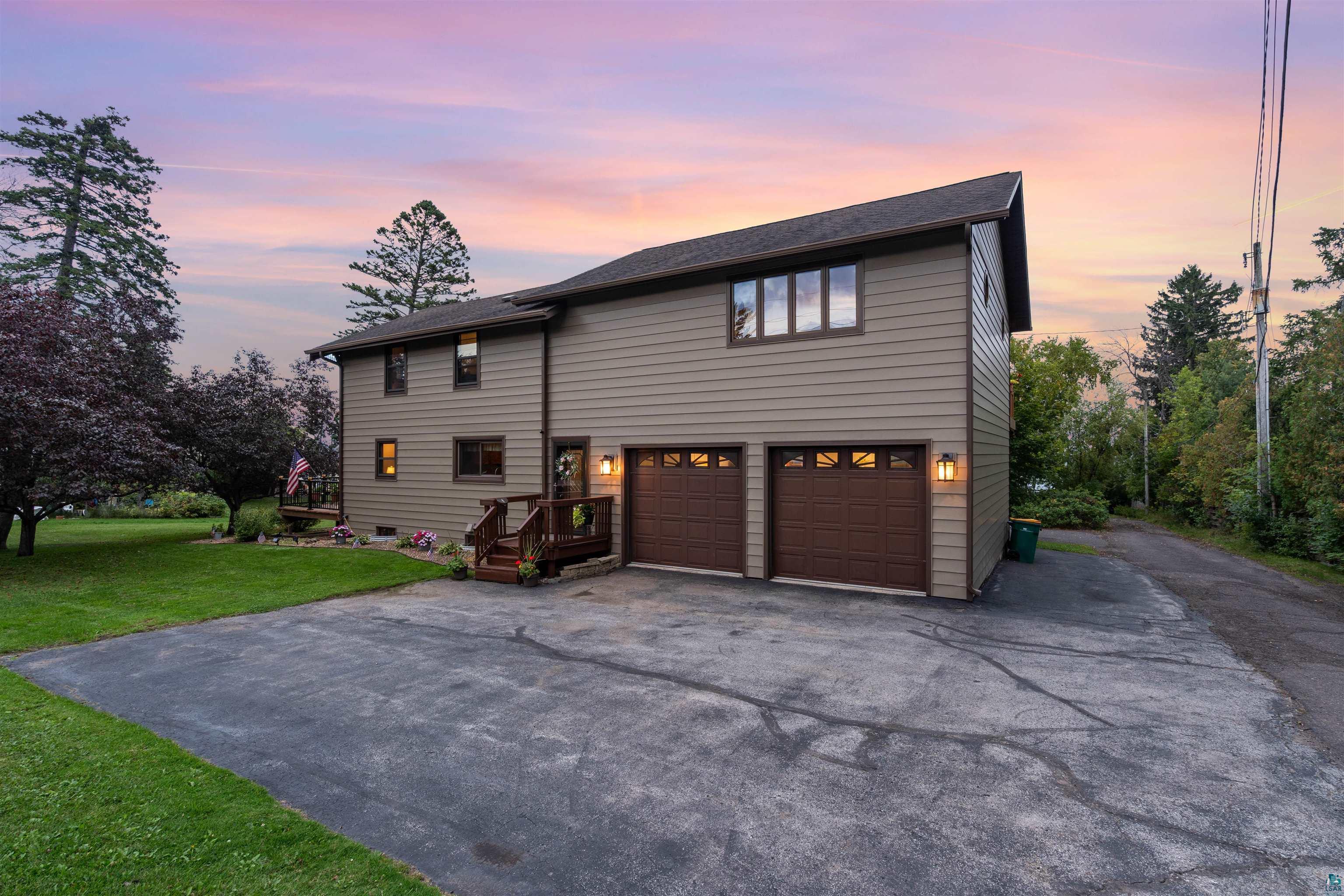 4 Lakeside Court Duluth, MN 55804 - Photo 1 of 69