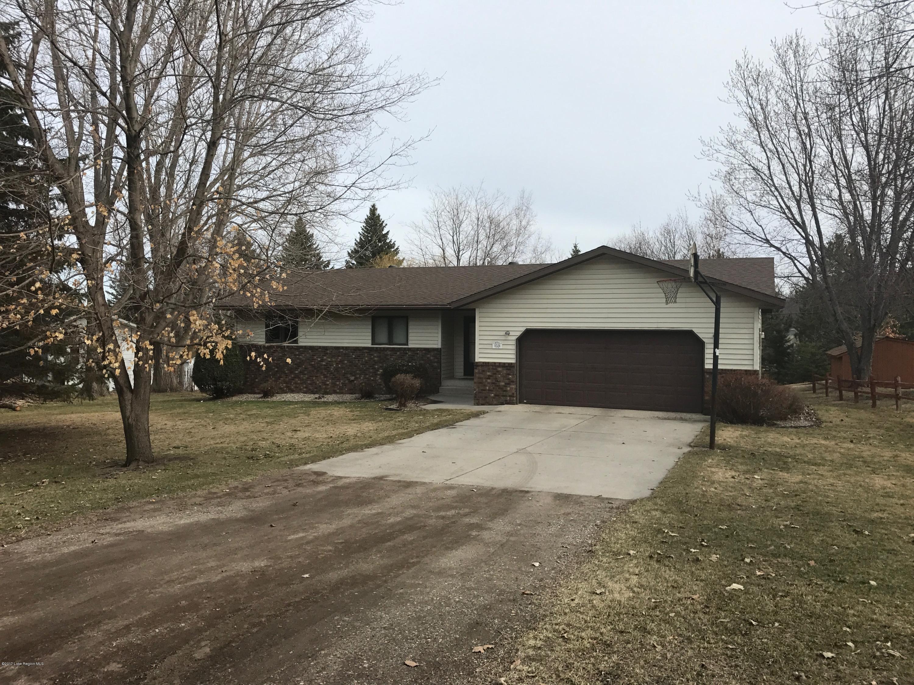 1521 Somerset Road Fergus Falls, MN 56537 - Photo 1 of 1 Gallery Image 1