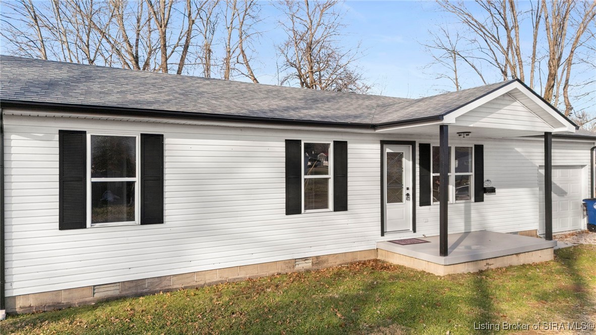 230 South 4th Street Austin, IN 47102 - Photo 3 of 26