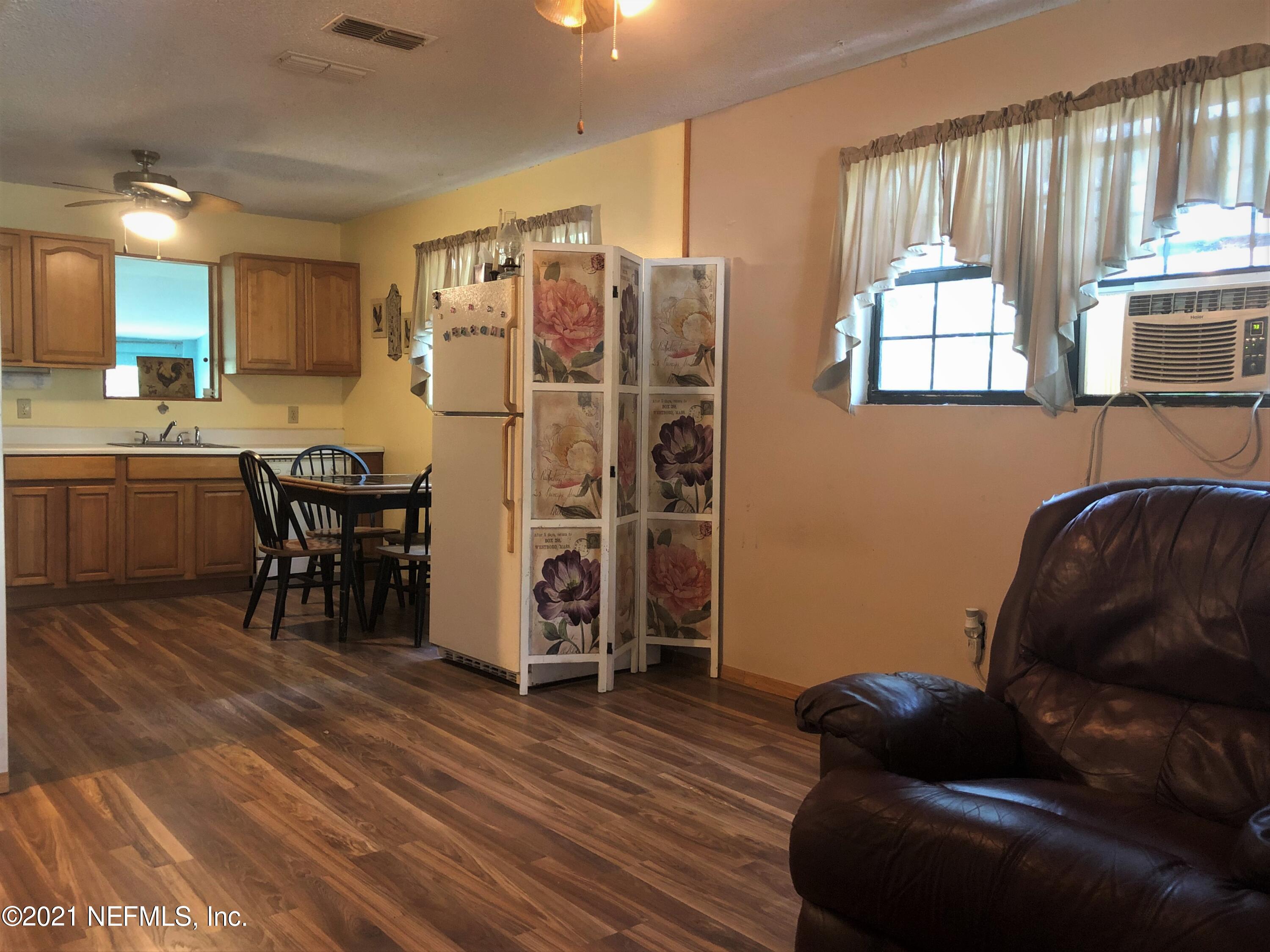 120 Rustic Road Satsuma, FL 32189 - Photo 8 of 22 G -- KITCHEN 3