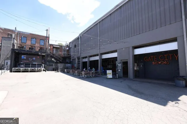 $4,100 | 190 Thompson Place, Roswell, GA 30075