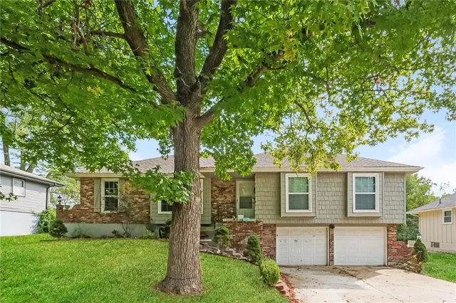 $243,000 | 11059 Spring Valley Road, Kansas City, MO 64134