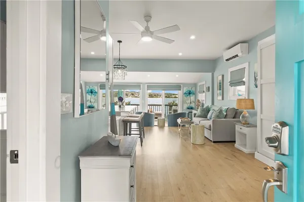 $2,600 | 61 Green Street, Portsmouth, RI 02871