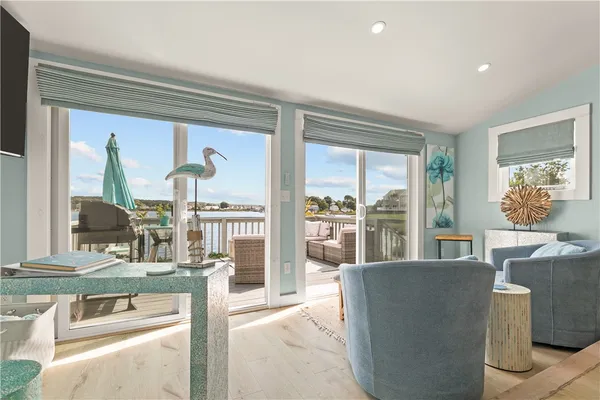 $2,600 | 61 Green Street, Portsmouth, RI 02871