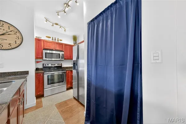 $170,000 | 849 Westgate Avenue, Unit 305, St. Louis, MO 63130