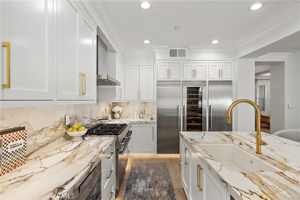 28 Tuscany Ladera Ranch, CA 92694 - Photo 8 of 47 Gallery Image 8