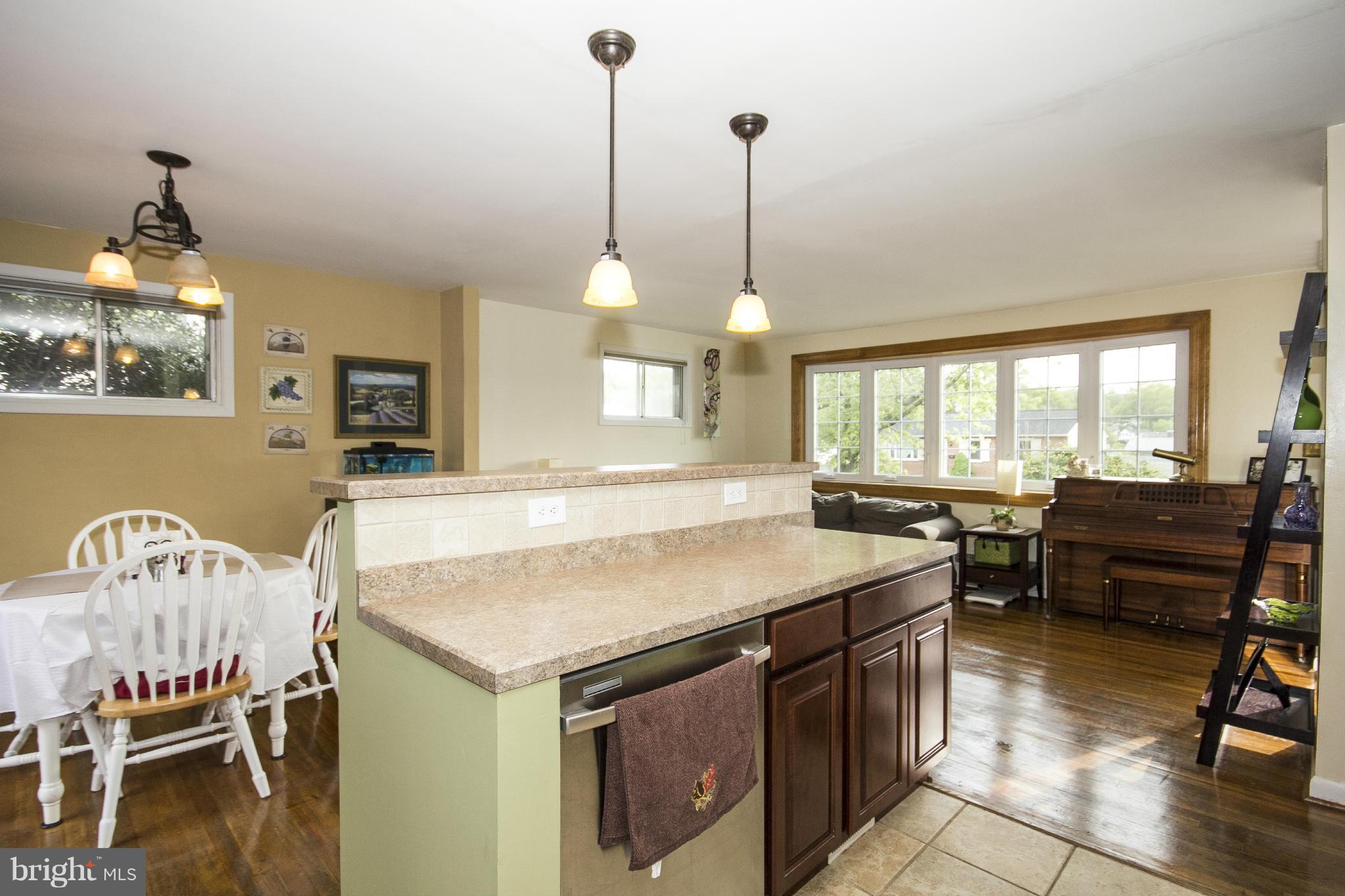 1614 Charmuth Road Lutherville-Timonium, MD 21093 - Photo 8 of 29 Interior (General)