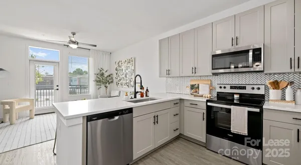 $2,625 | 2314 Berryhill Road, Unit TH2A, Charlotte, NC 28208