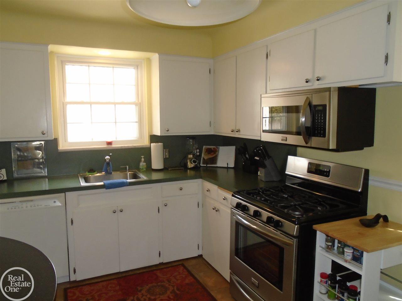 416 Maison Road Grosse Pointe, MI 48236 - Photo 6 of 14 Kitchen