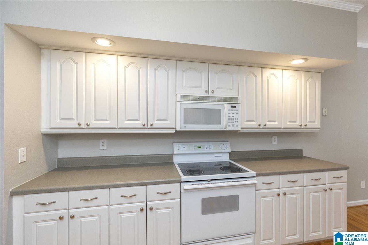 2032 Richelieu Court Birmingham, AL 35216 - Photo 17 of 34