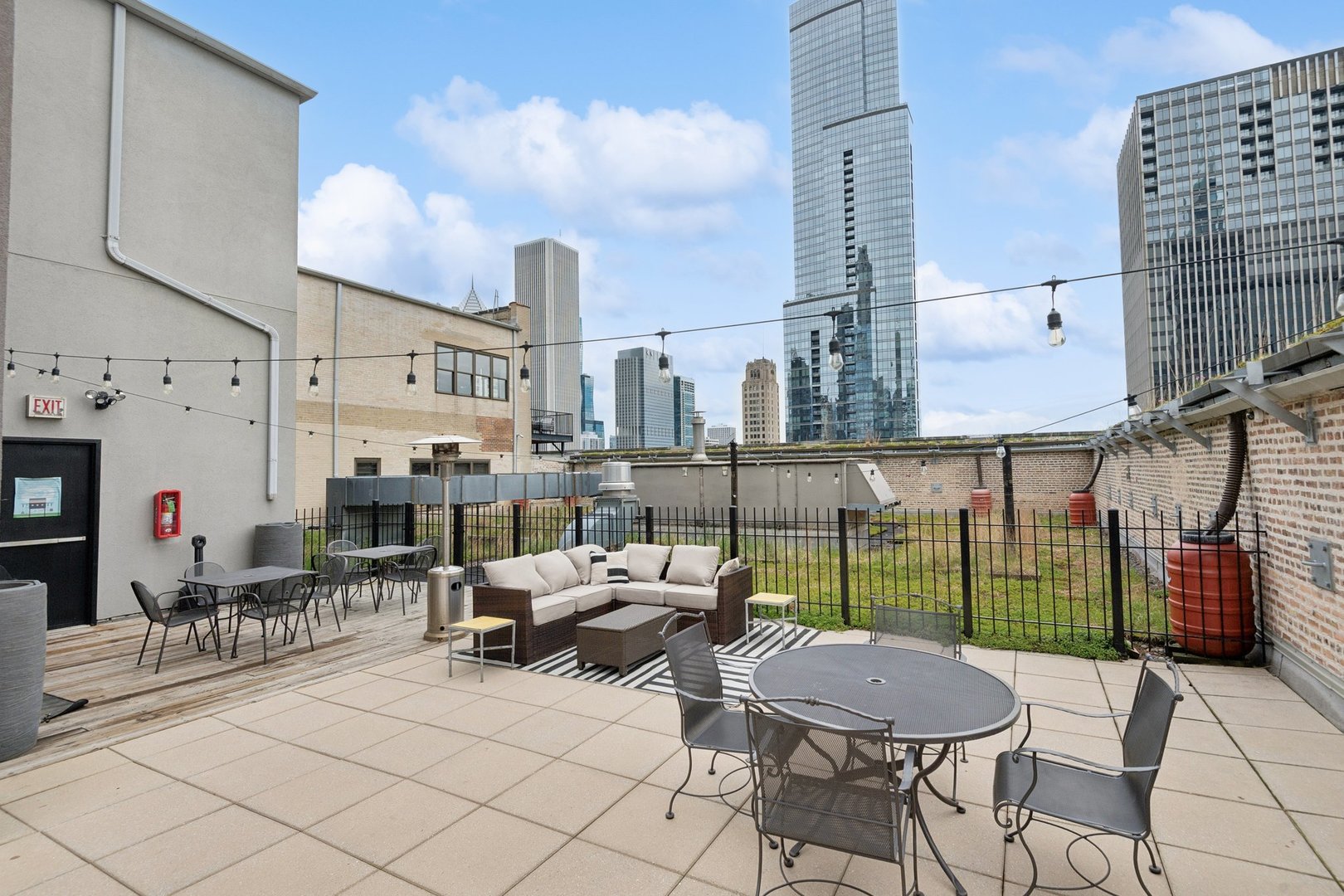 8 West Monroe Street, Unit 1209 Chicago, IL 60603 - Photo 23 of 24 a view of outdoor space with seating area