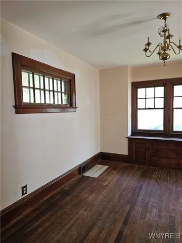 $59,900 | 24 Eagle Street, Jamestown, NY 14701