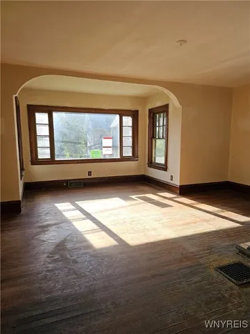 $59,900 | 24 Eagle Street, Jamestown, NY 14701