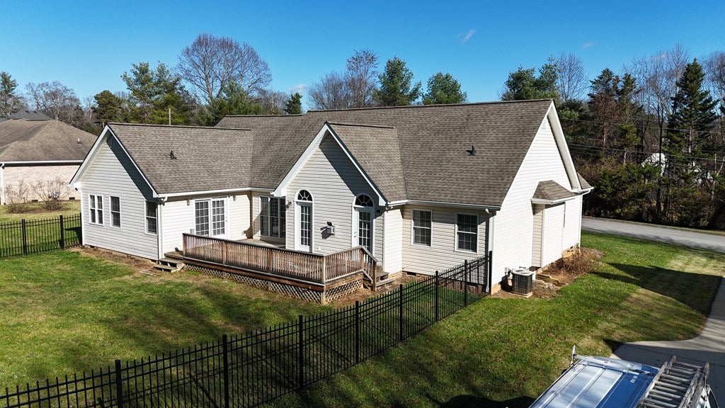 212 Chatham Road Bristol, TN 37620 - Photo 5 of 51 Gallery Image 5