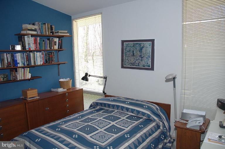 7802 Elba Road Alexandria, VA 22306 - Photo 10 of 13 Master Bedroom
