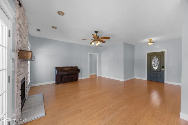 $365,000 | 213 Lakeside Drive, Sneads Ferry, NC 28460