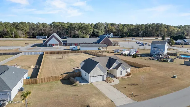 $365,000 | 213 Lakeside Drive, Sneads Ferry, NC 28460