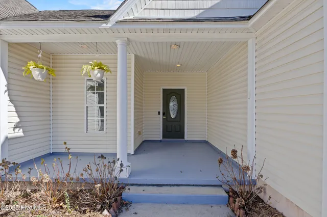 $365,000 | 213 Lakeside Drive, Sneads Ferry, NC 28460