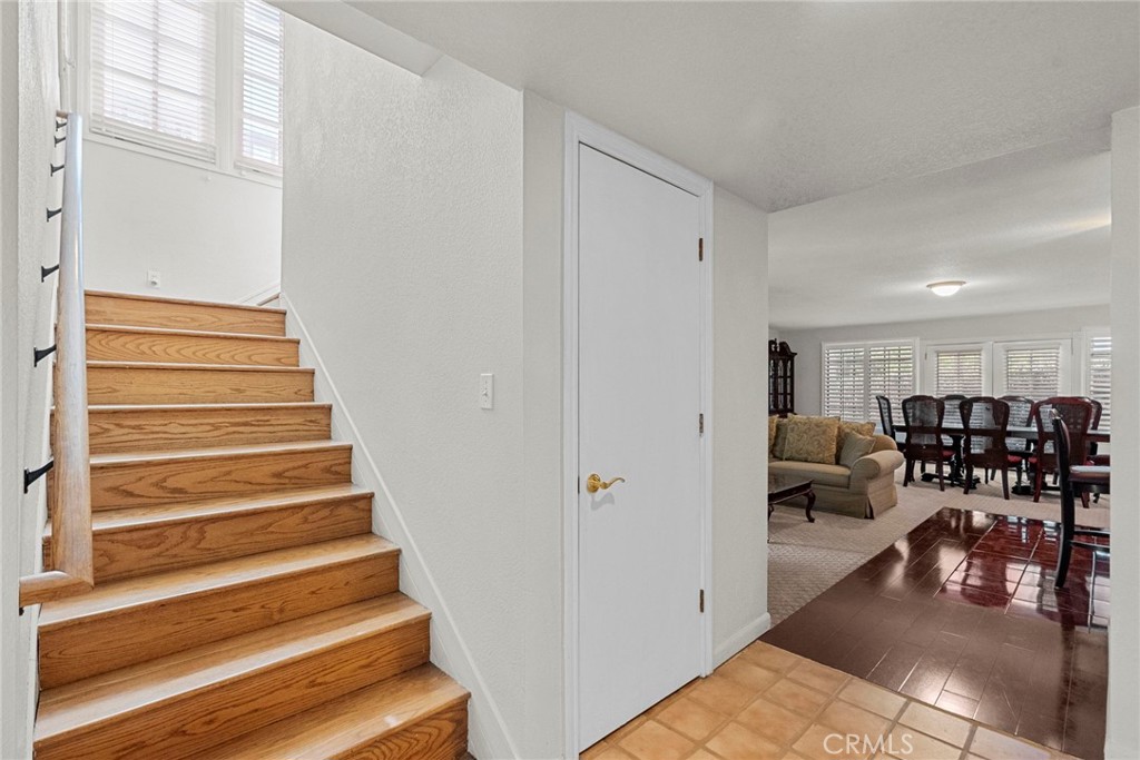 4790 Adam Road Simi Valley, CA 93063 - Photo 22 of 61 a view of entryway and hall