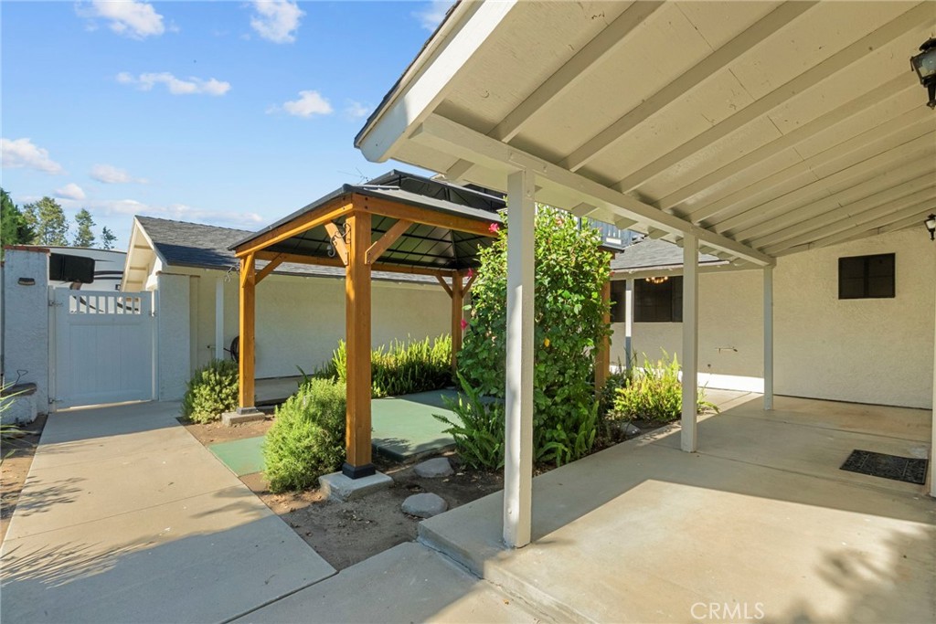 4790 Adam Road Simi Valley, CA 93063 - Photo 39 of 61 a front view of a house with a yard