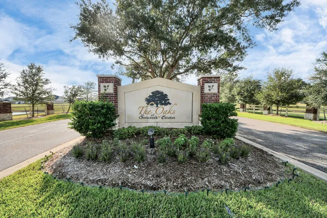$645,000 | 339 Hunter Court, Rosharon, TX 77583