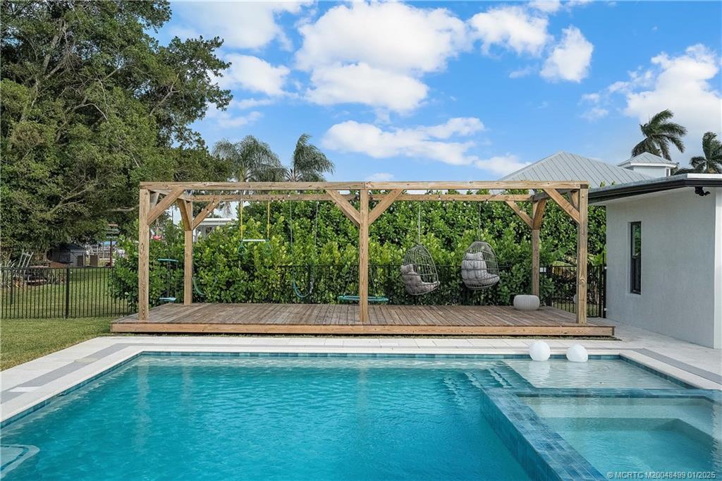 804 Northwest Spruce Ridge Drive Stuart, FL 34994 - Photo 60 of 83 Gallery Image 60