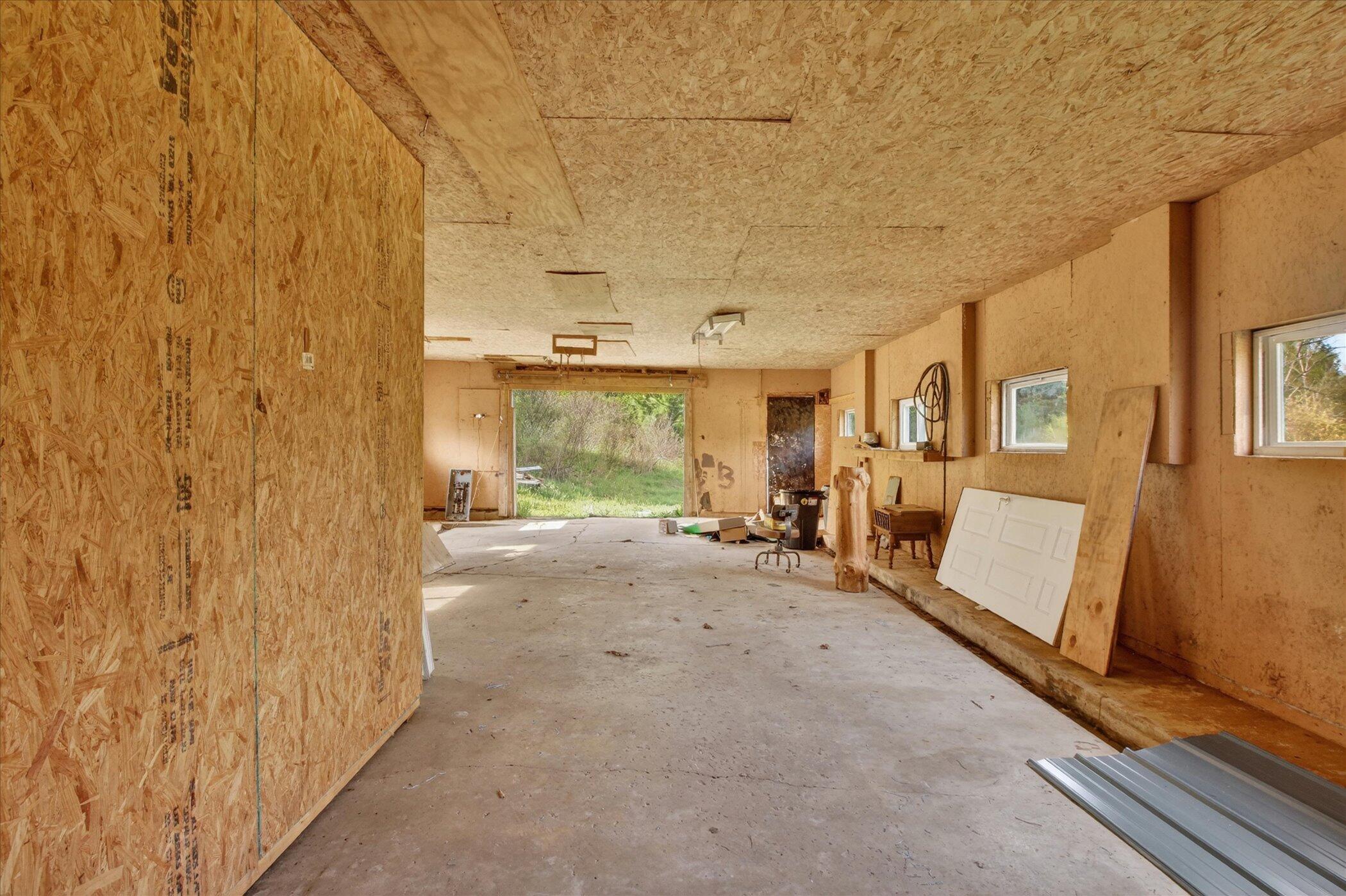 18426 14 Mile Road Leroy, MI 49655 - Photo 22 of 40 29-104-N-Andrea-Ln-St-Louis-Windowstill