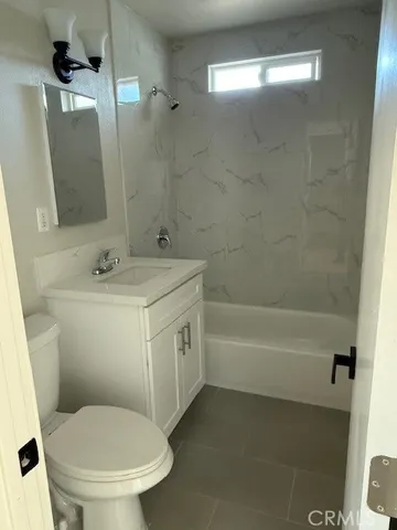 $2,300 | 410 East Park Street, Ontario, CA 91761