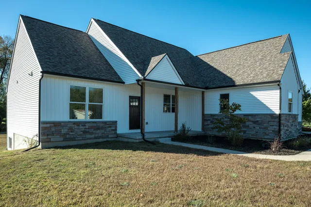 $485,000 | 3081 Avonlea Knoll Way, Webberville, MI 48892