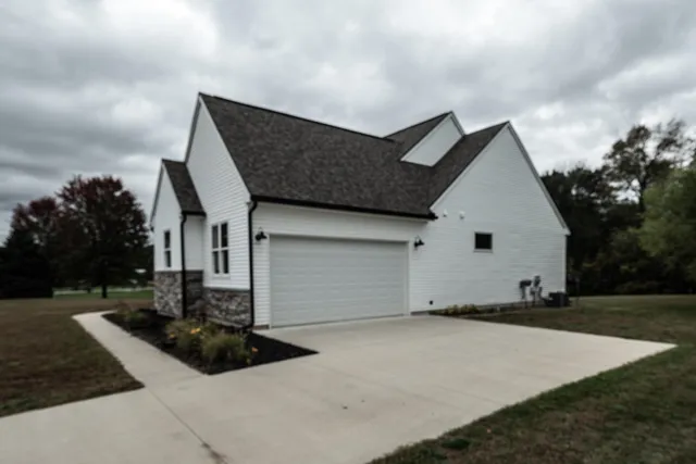$485,000 | 3081 Avonlea Knoll Way, Webberville, MI 48892