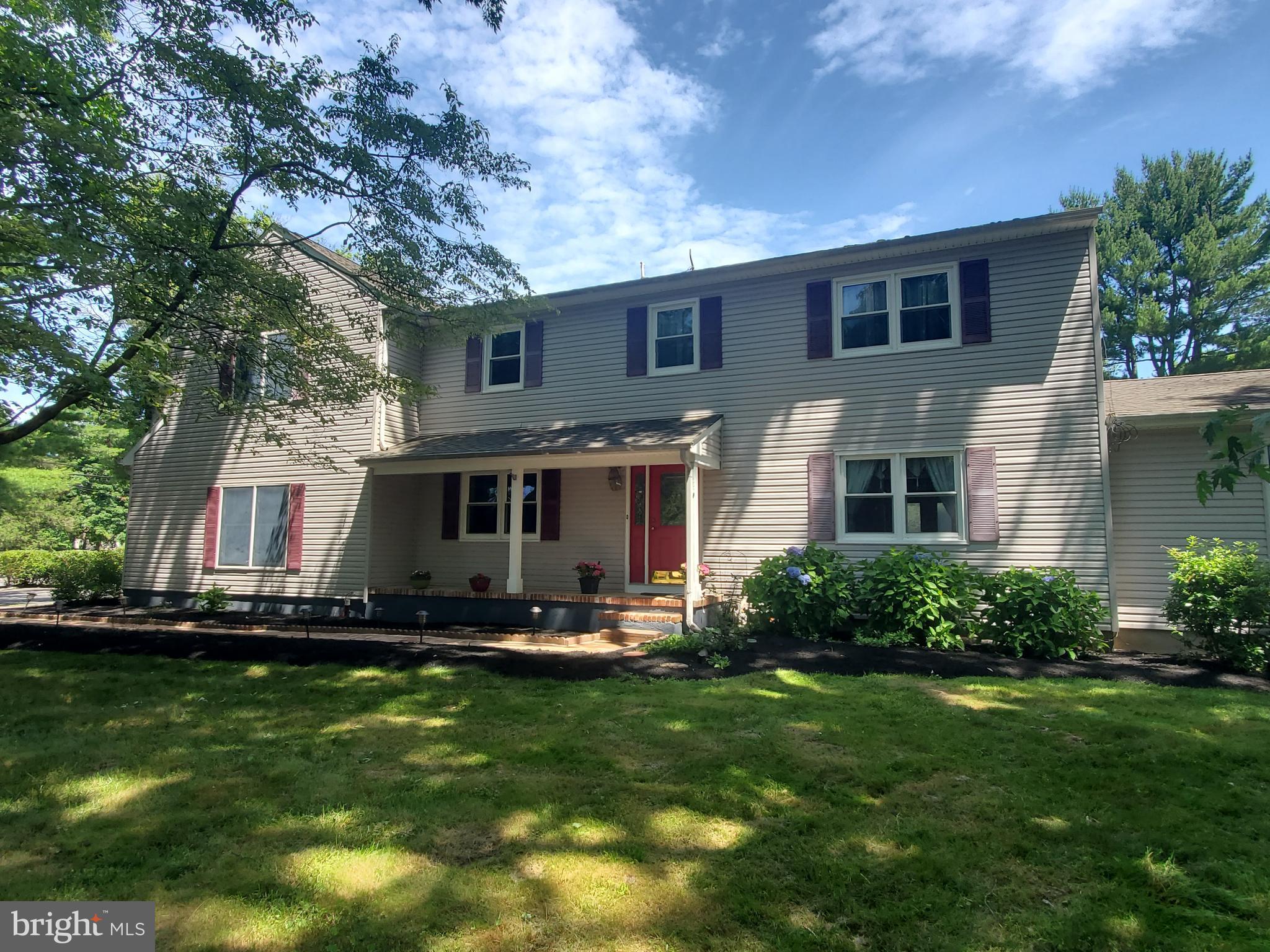 310 North Post Road Princeton Junction, NJ 08550 - Photo 1 of 43