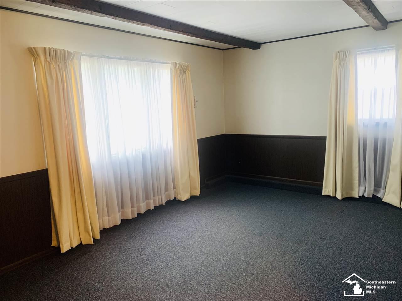 643 Carleton Rockwood Road Carleton, MI 48117 - Photo 13 of 18 50015179-12.JPG