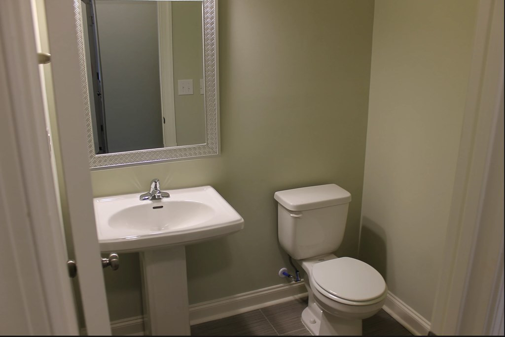 1225 Perry Avenue Augusta, GA 30901 - Photo 4 of 18 Gallery Image 4