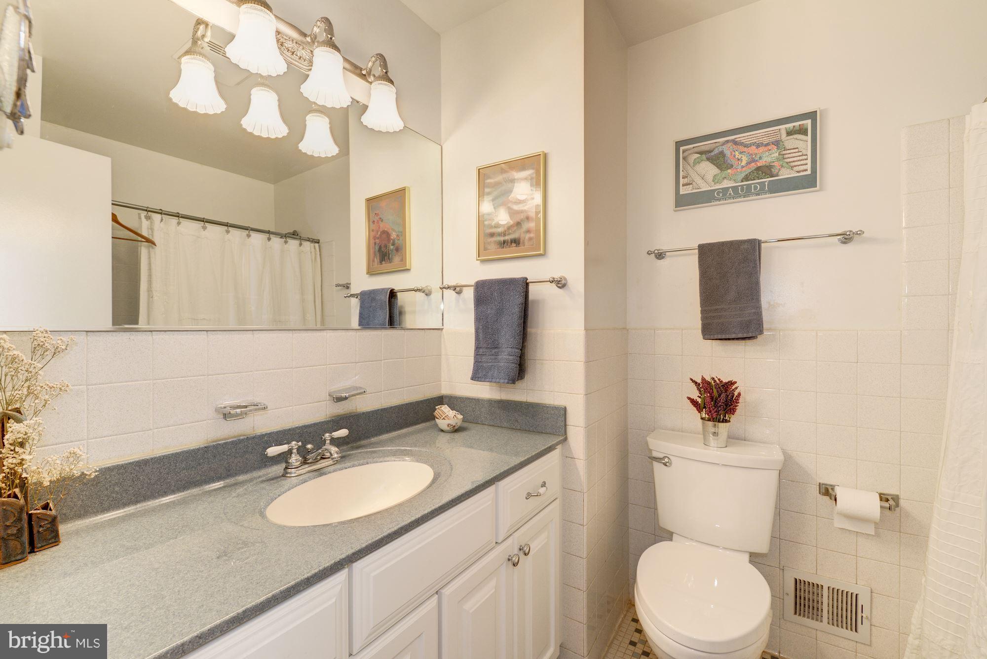 1519 Ainsley Road Silver Spring, MD 20904 - Photo 20 of 30 Bath