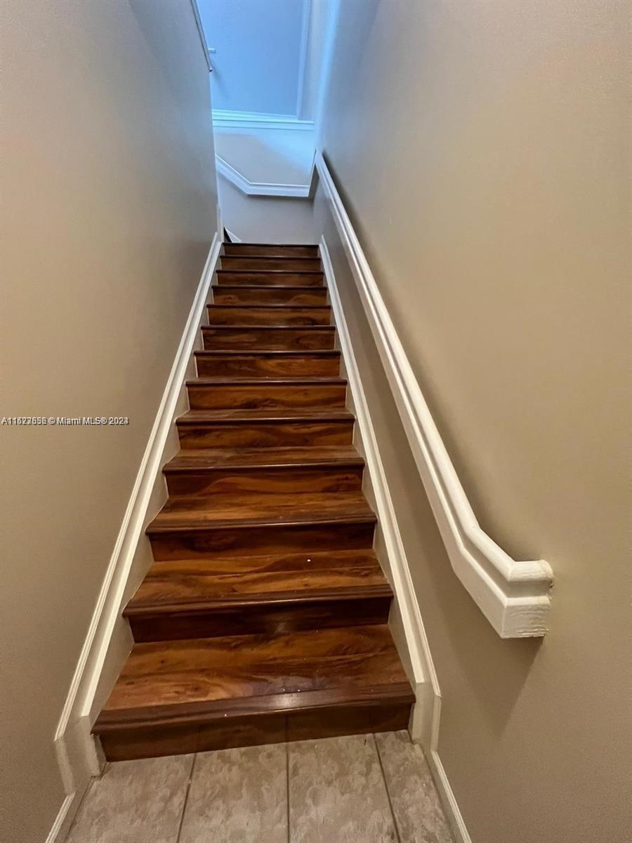 5940 West Sample Road, Unit 304 Coral Springs, FL 33067 - Photo 5 of 18 a view of entryway