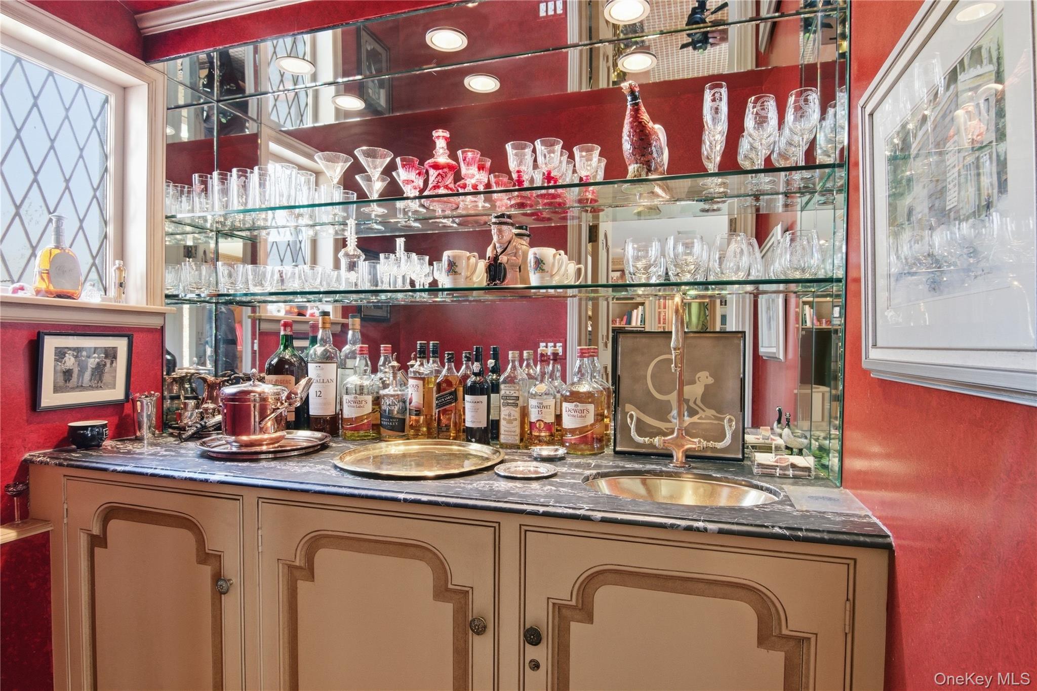285 Piping Rock Road Locust Valley, NY 11560 - Photo 15 of 28 Wet Bar