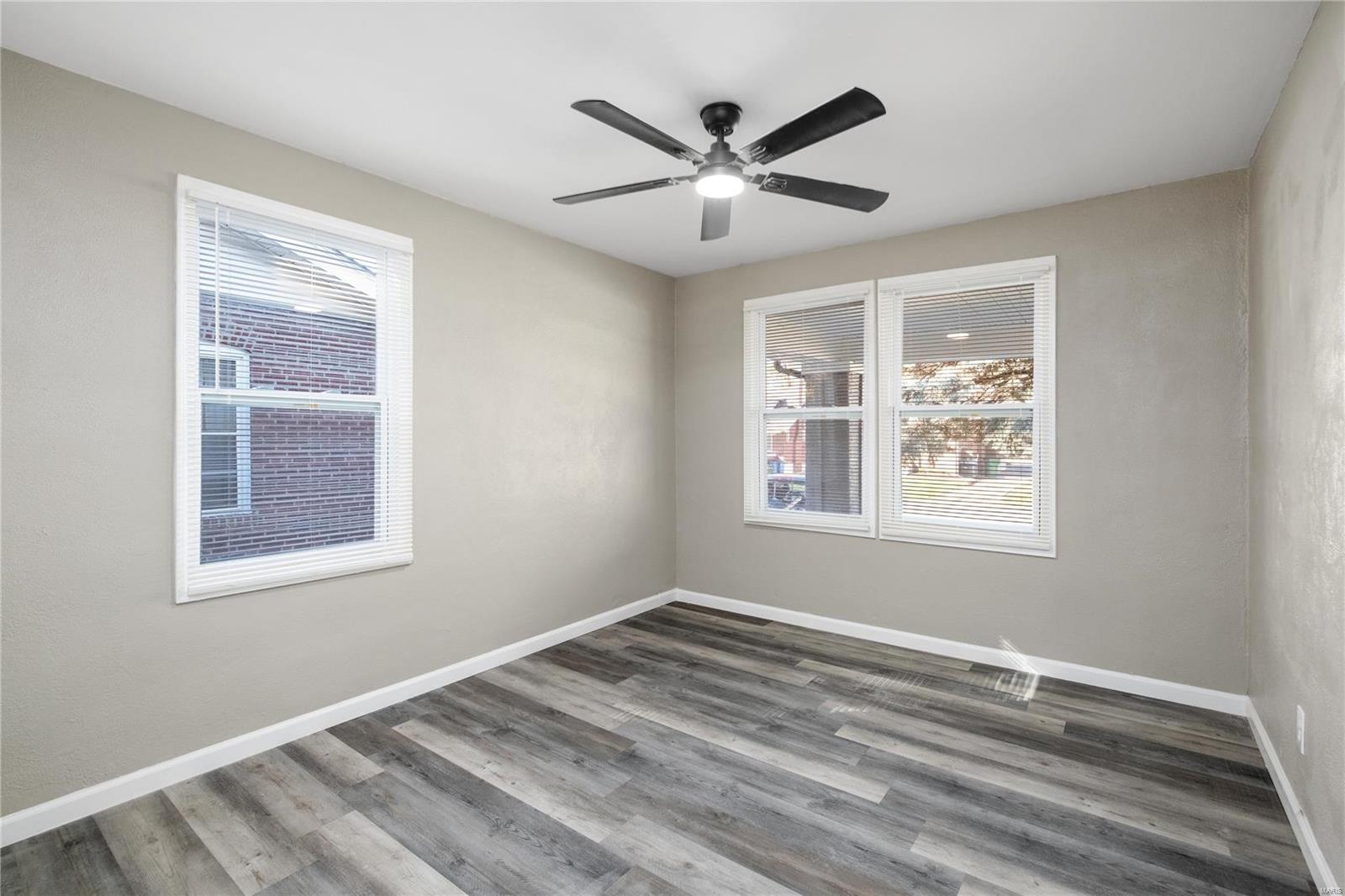 3438 Pine Grove Avenue St. Louis, MO 63121 - Photo 11 of 15