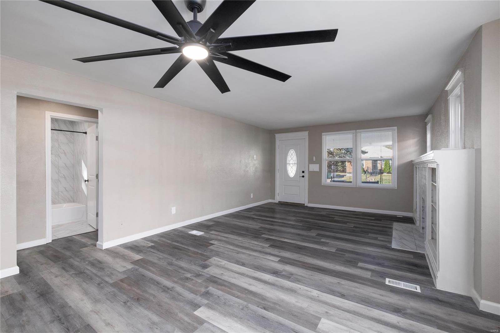 3438 Pine Grove Avenue St. Louis, MO 63121 - Photo 8 of 15