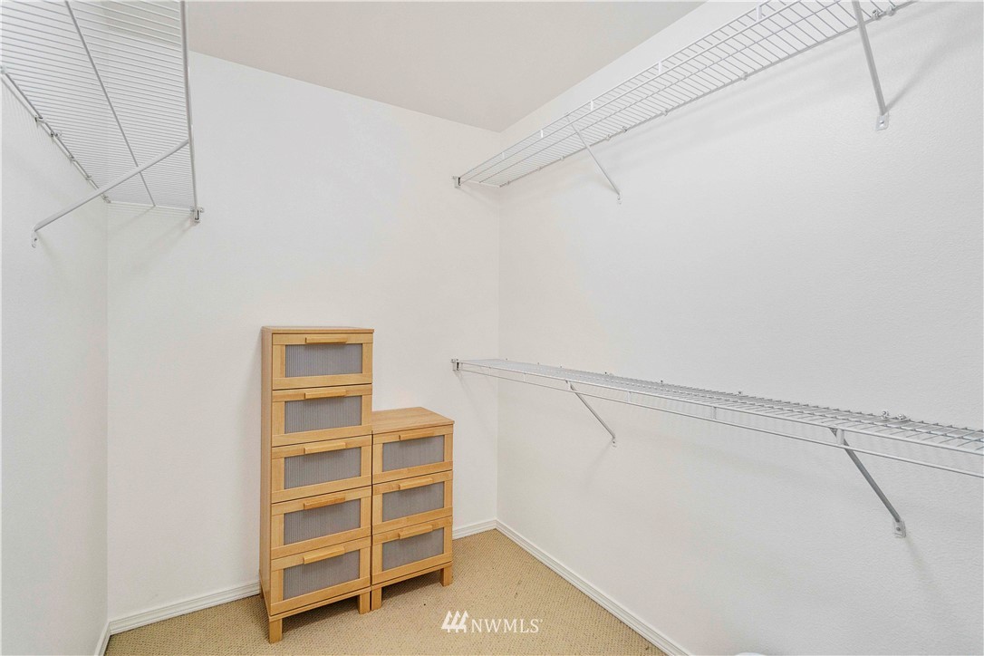 677 Shadow Avenue Northeast Renton, WA 98059 - Photo 22 of 40 a view of an empty walk in closet