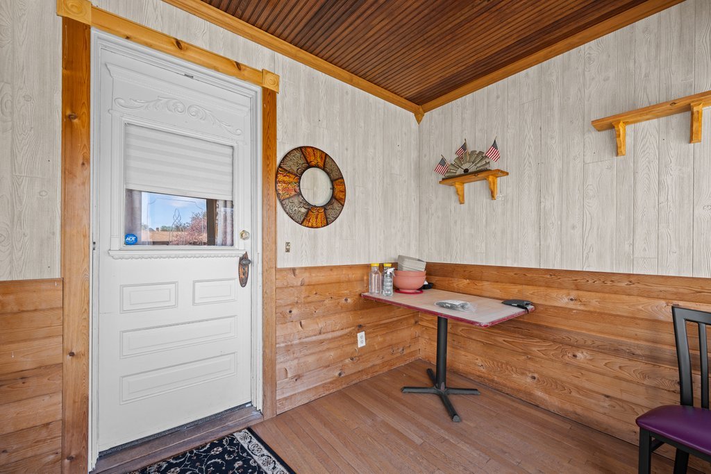 505 East Main Street Morrison, IL 61270 - Photo 6 of 35