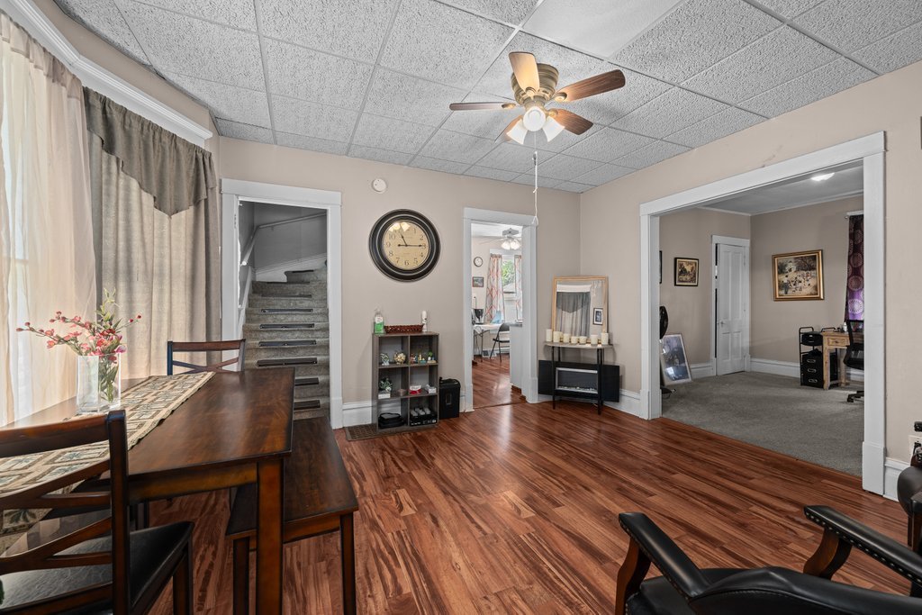 505 East Main Street Morrison, IL 61270 - Photo 8 of 35