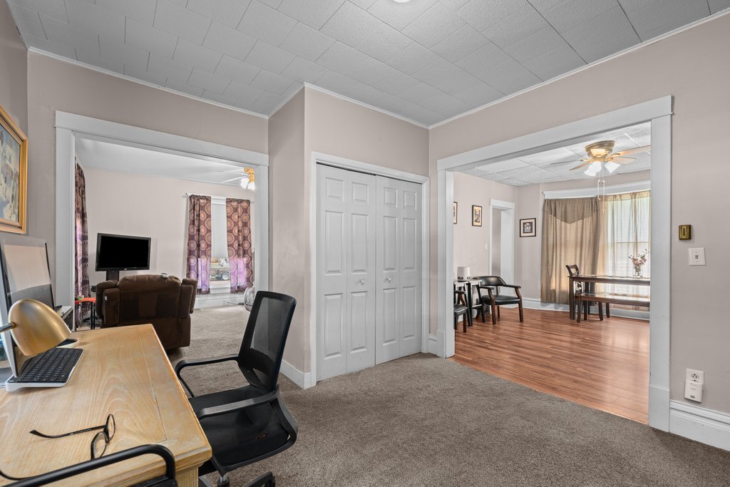 505 East Main Street Morrison, IL 61270 - Photo 10 of 35