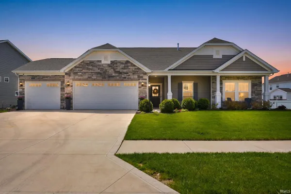 $379,900 | 12513 Palmira Boulevard, Fort Wayne, IN 46818