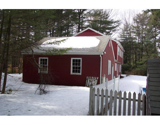323 Lockes Village Road Wendell, MA 01379 - Photo 3 of 8 Gallery Image 3