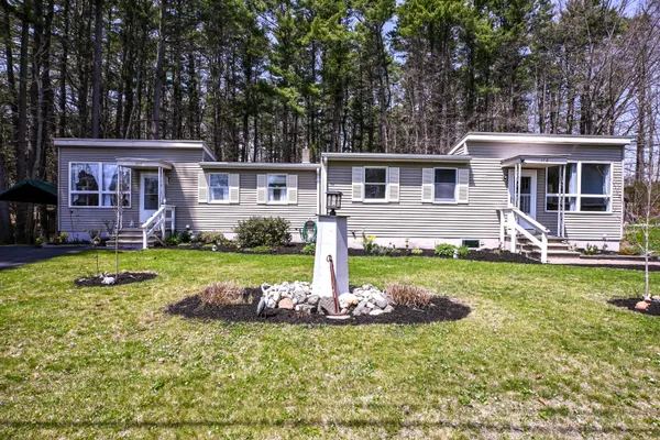 $389,000 | 27 Elmwood Drive, Saco, ME 04072