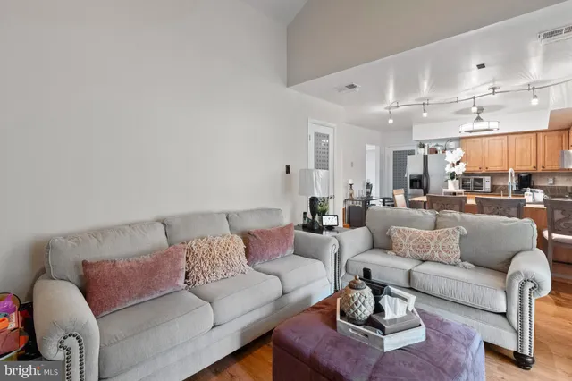 $260,000 | 8101 Greenspring Way, Unit 8101E, Owings Mills, MD 21117