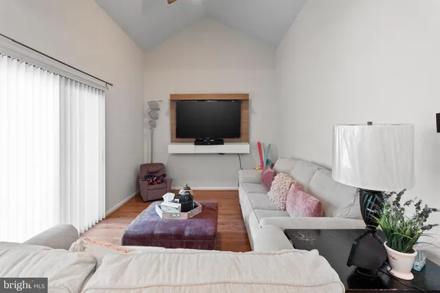 $260,000 | 8101 Greenspring Way, Unit 8101E, Owings Mills, MD 21117