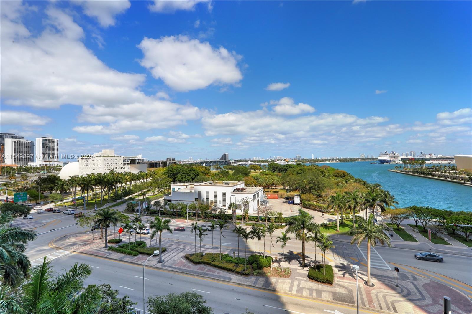 900 Biscayne Boulevard, Unit 705 Miami, FL 33132 - Photo 29 of 30 a view of a city