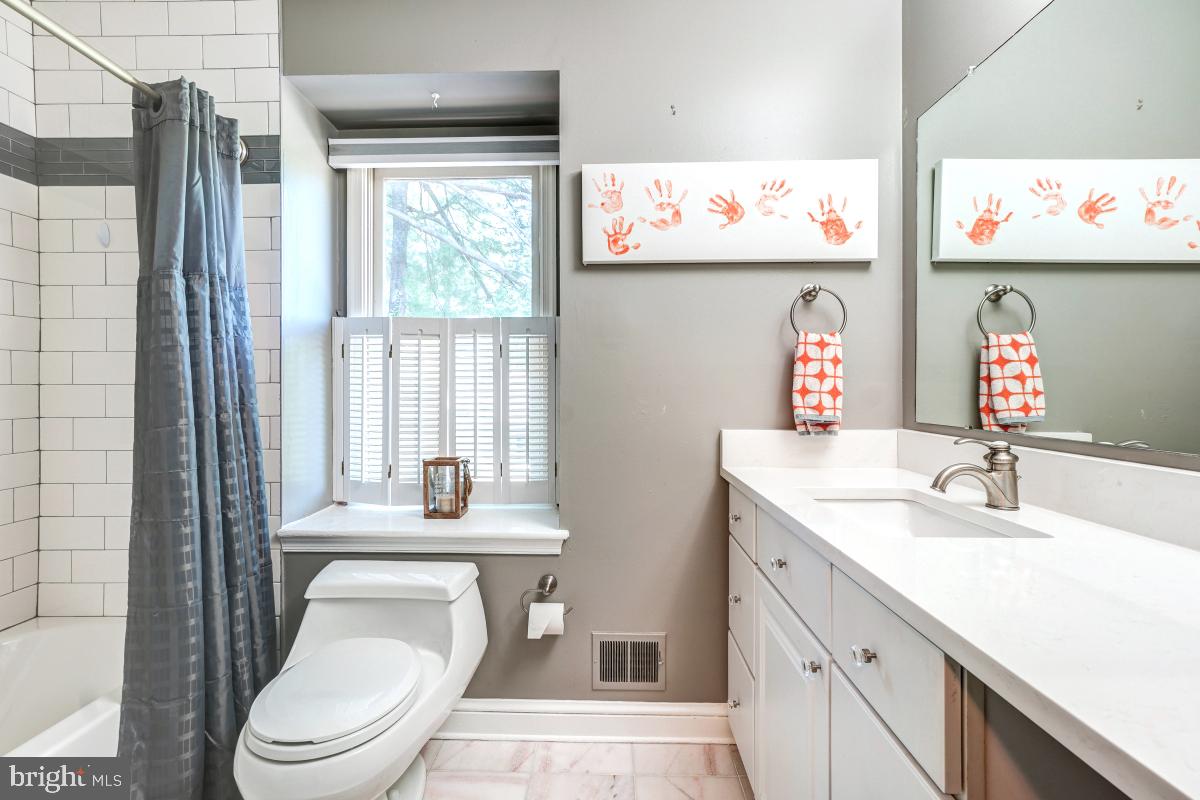 13006 North Commons Way Potomac, MD 20854 - Photo 28 of 43